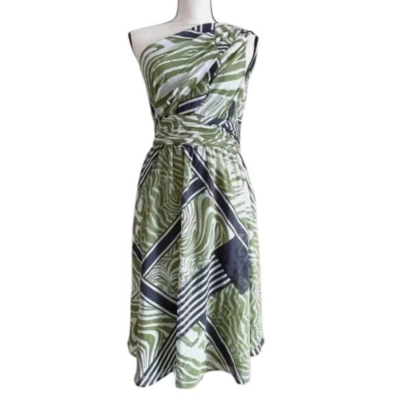 BANANA REPUBLIC FACTORY One-Shoulder Draped Green Patterned Dress - Picture 2 of 13